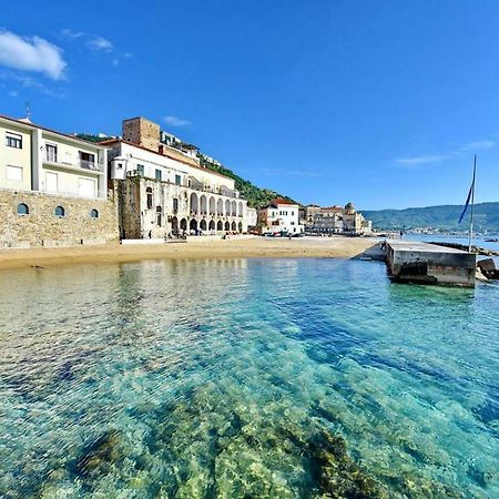 Casa Trezeni Apartment Santa Maria di Castellabate Luaran gambar